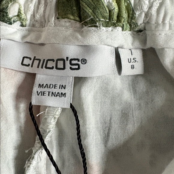 Chico's Floral Eyelet Culotte Wide Leg Pants - Picture 5 of 10